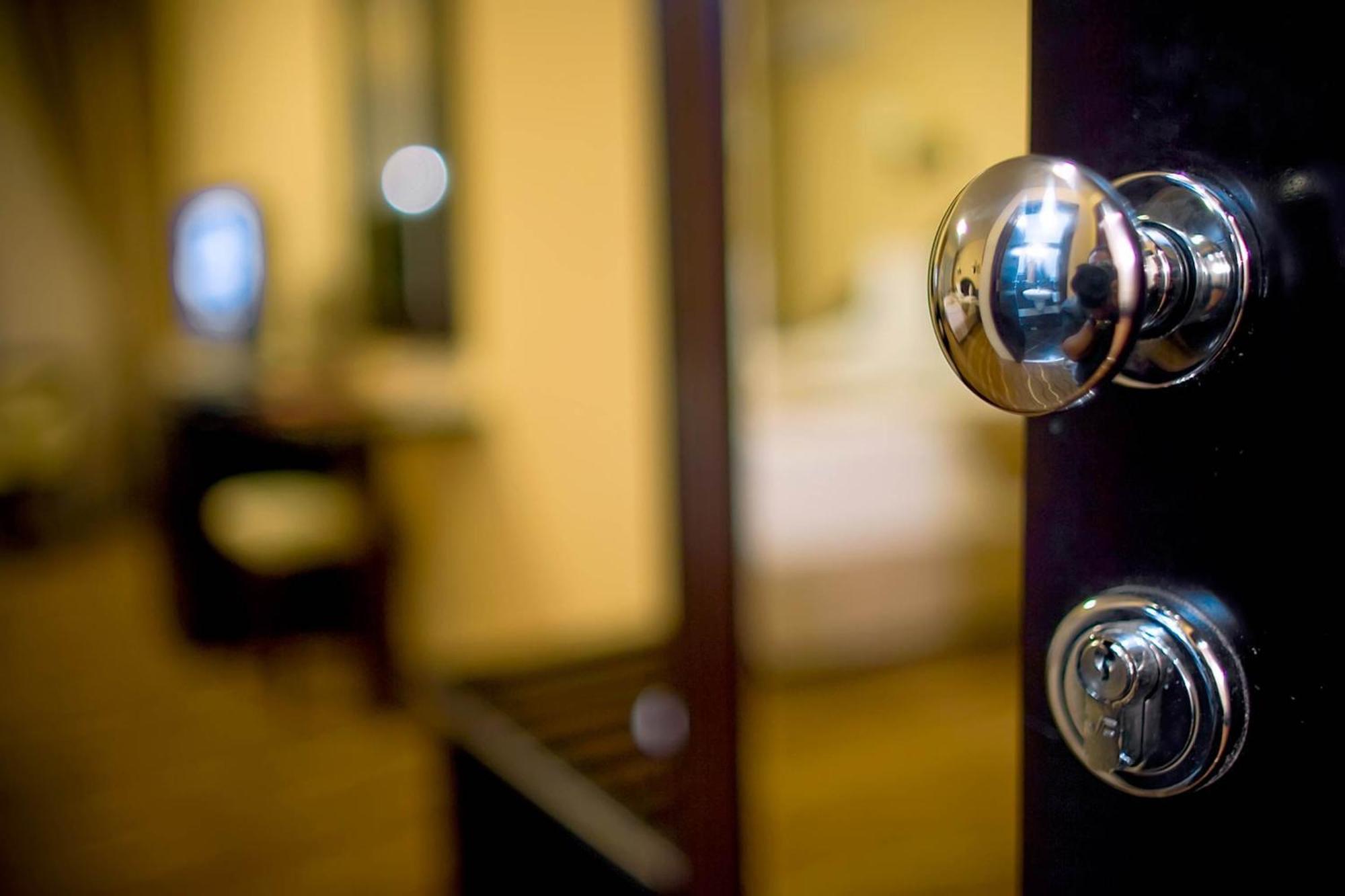 Hotel Astoria Alba Iulia Oda fotoğraf