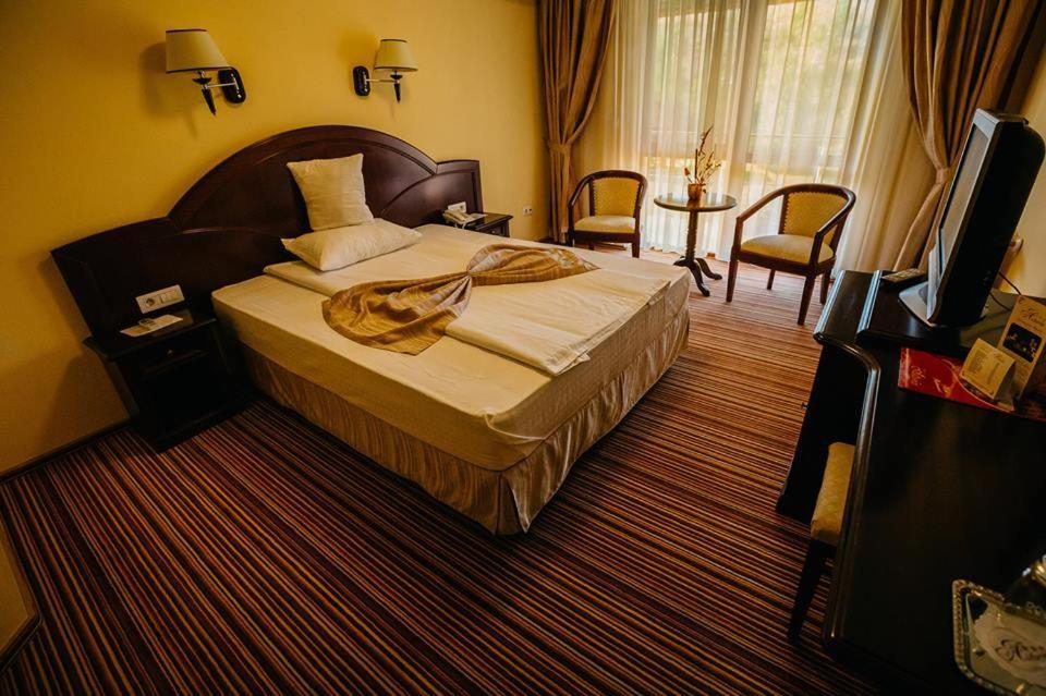 Hotel Astoria Alba Iulia Dış mekan fotoğraf