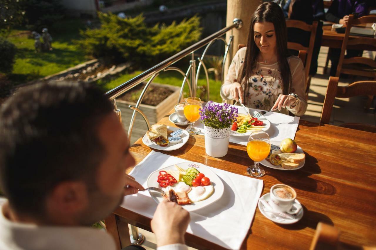 Hotel Astoria Alba Iulia Dış mekan fotoğraf