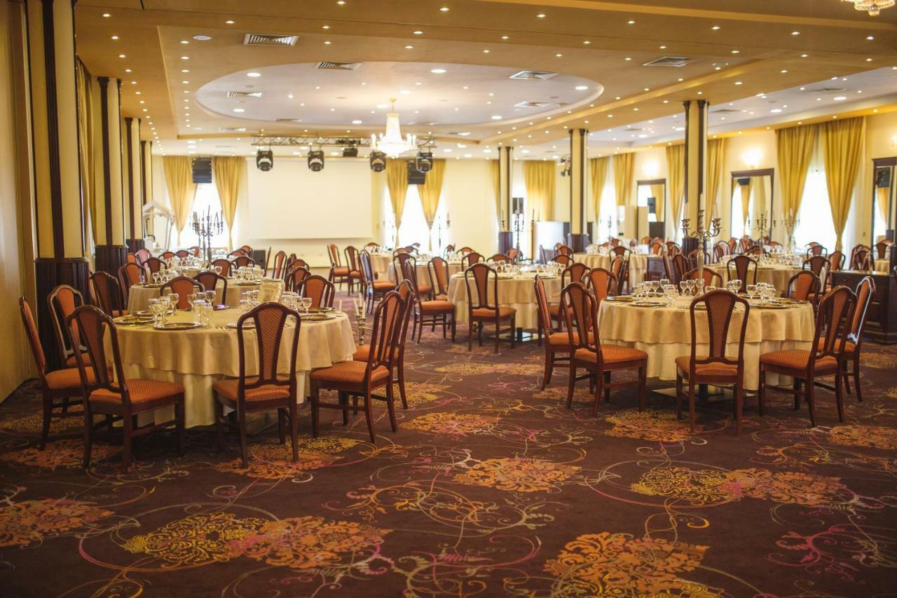 Hotel Astoria Alba Iulia Dış mekan fotoğraf
